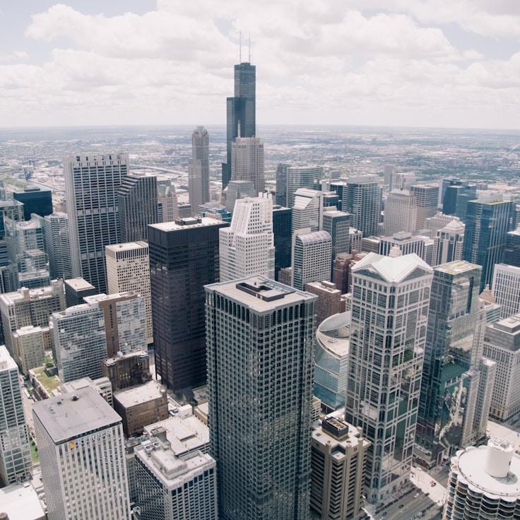 Giulia Rossi - Expat family life guide in Italy